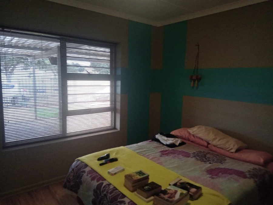 3 Bedroom Property for Sale in Wavecrest Eastern Cape